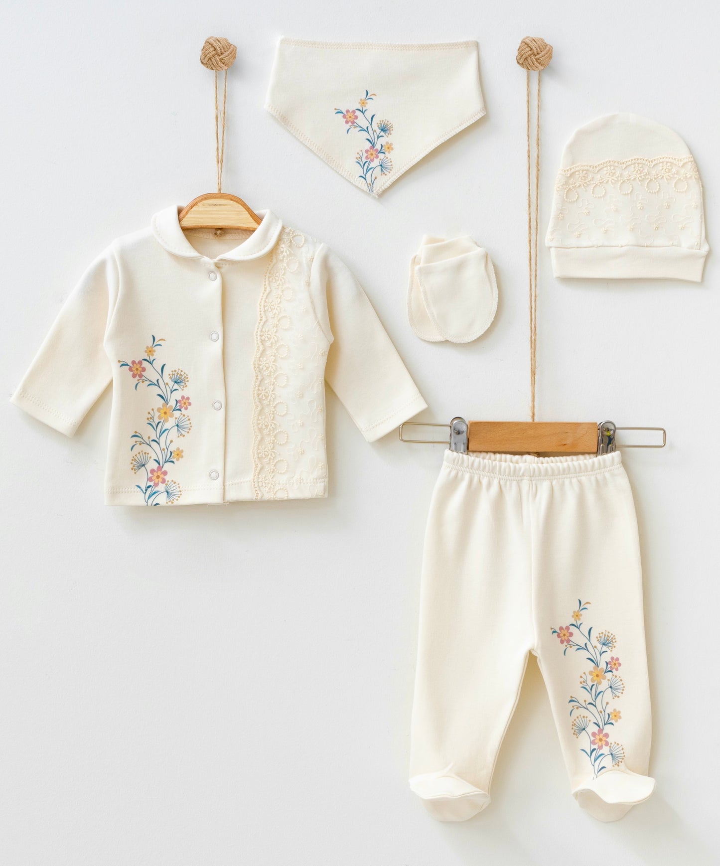 Babylim Kız Bebek Dantelli Sarmaşık Çiçek Baskılı Hastane Çıkış Seti-5li